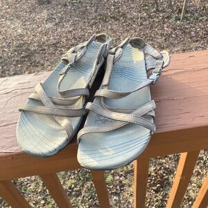 Merrell tan sandals